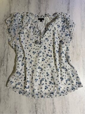Floral Tie-Neck Flutter Sleeve Sheer Lined Blouse White with Blue Floral size L